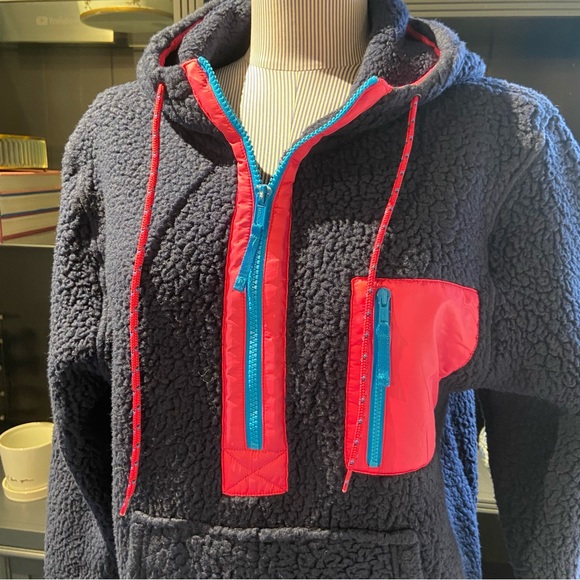 WINTER CLEARANCE J. Crew Vintage Fleece Navy & Pink Hoodie - Picture 2 of 8